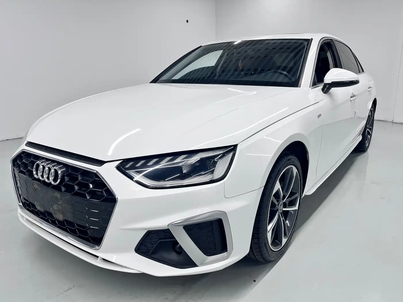 Audi A4L 2023 40 TFSI Fashion Dynamic
