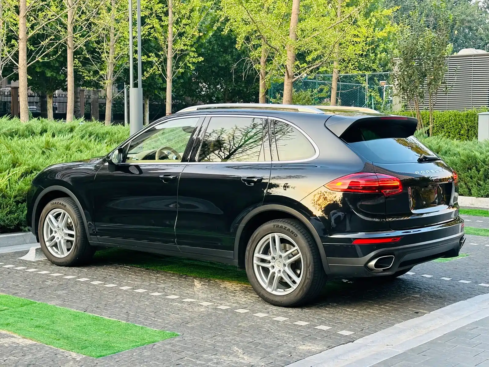 Фото 6 - Porsche Cayenne