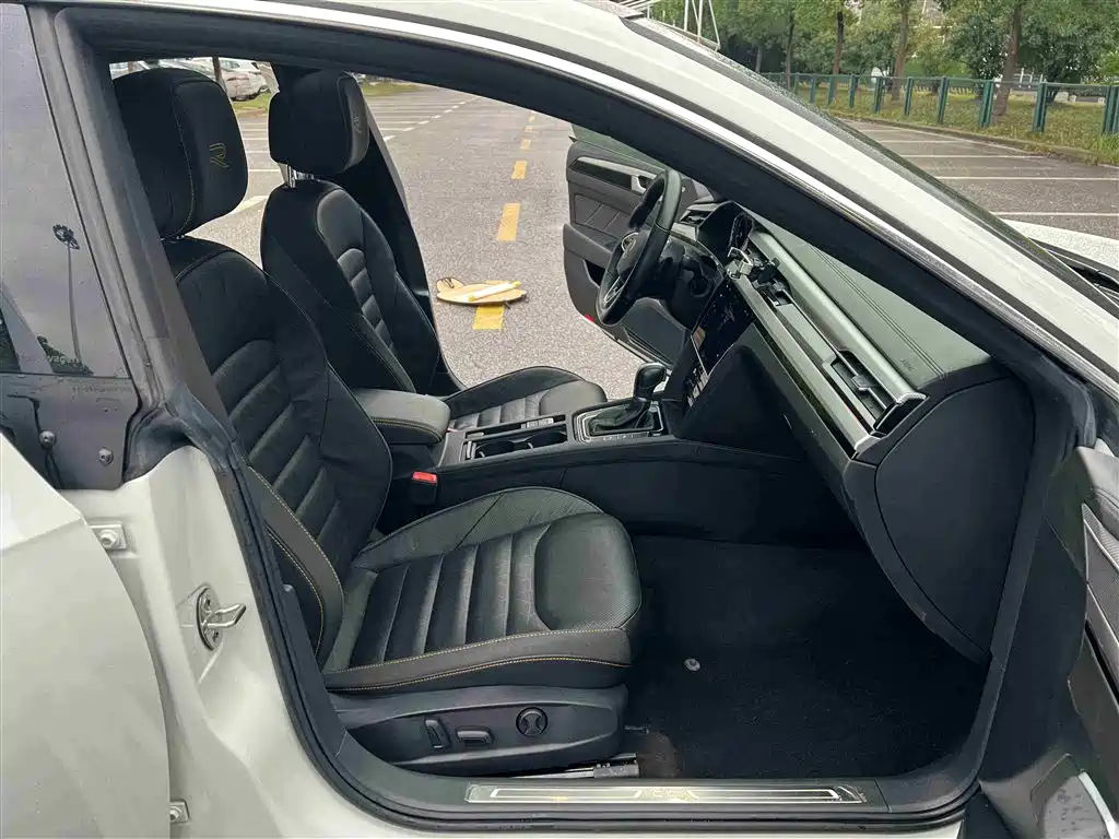 Volkswagen FAW-Volkswagen CC 2021 380TSI Eye-catching Edition фото 16