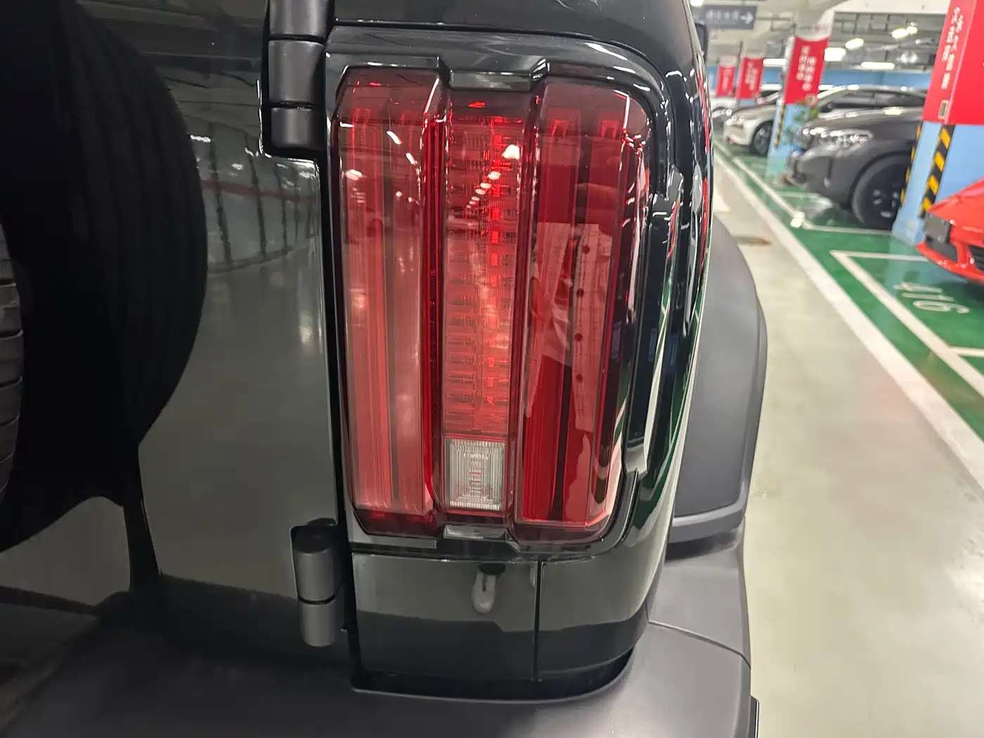 Tank 300 New Energy 2025 Hi4-T 36.7kWh Edition фото 12