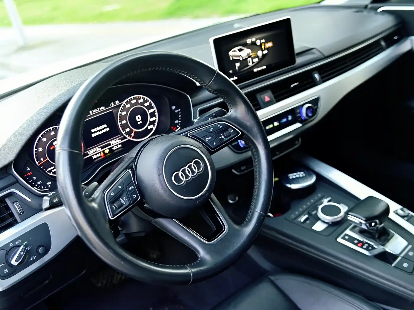 Audi A4L 2018 30th Anniversary 40 TFSI Fashion фото 10