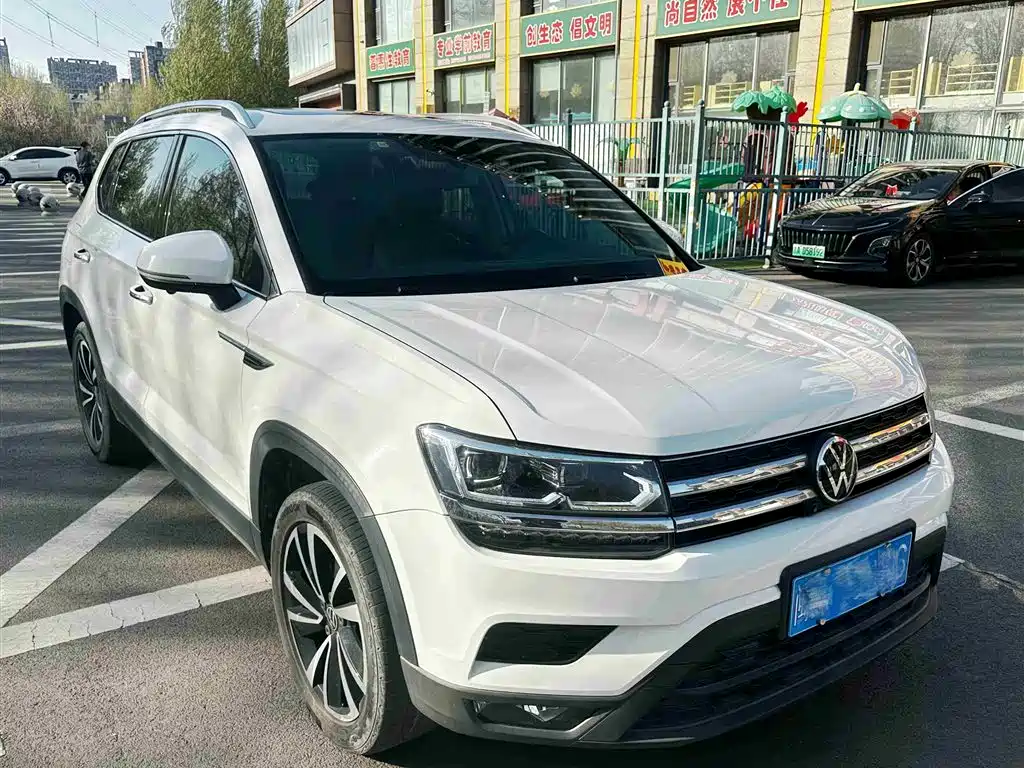 Volkswagen Tharu 2021 280TSI 2WD Luxury Plus фото 3