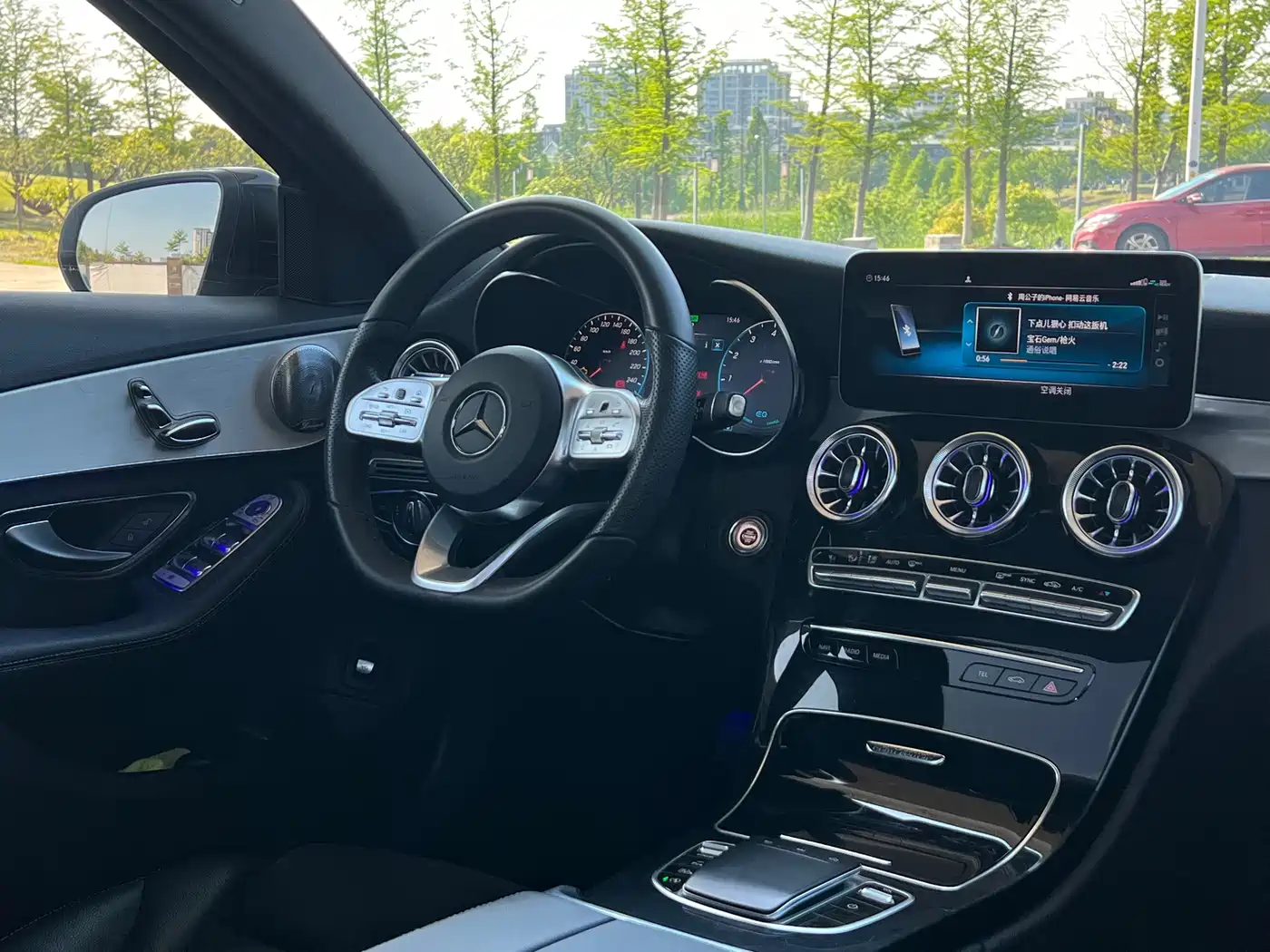 MERCEDES-BENZ CLASS C