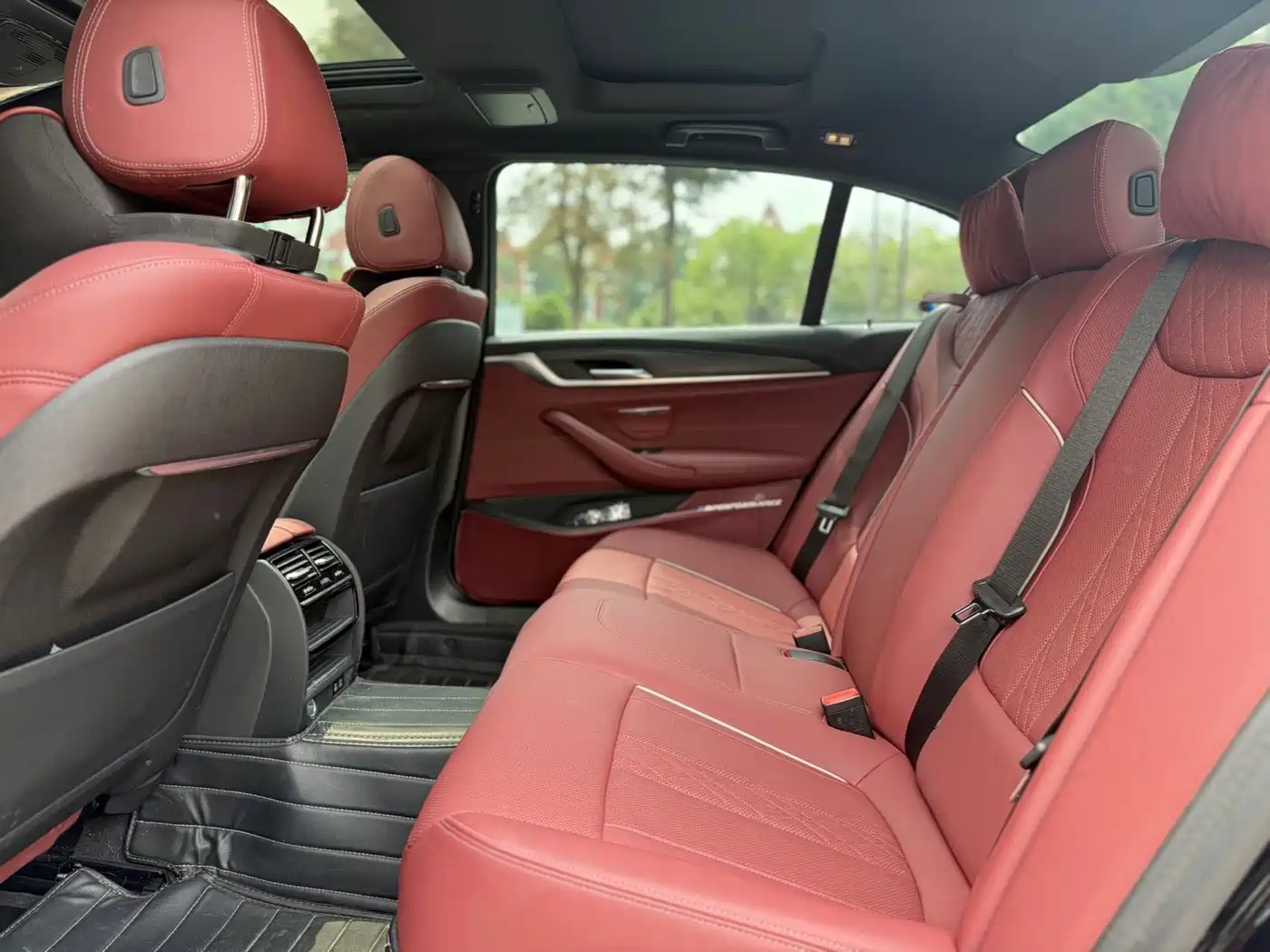 BMW 5 Series 2021 530Li Leading M Sport Package фото 8