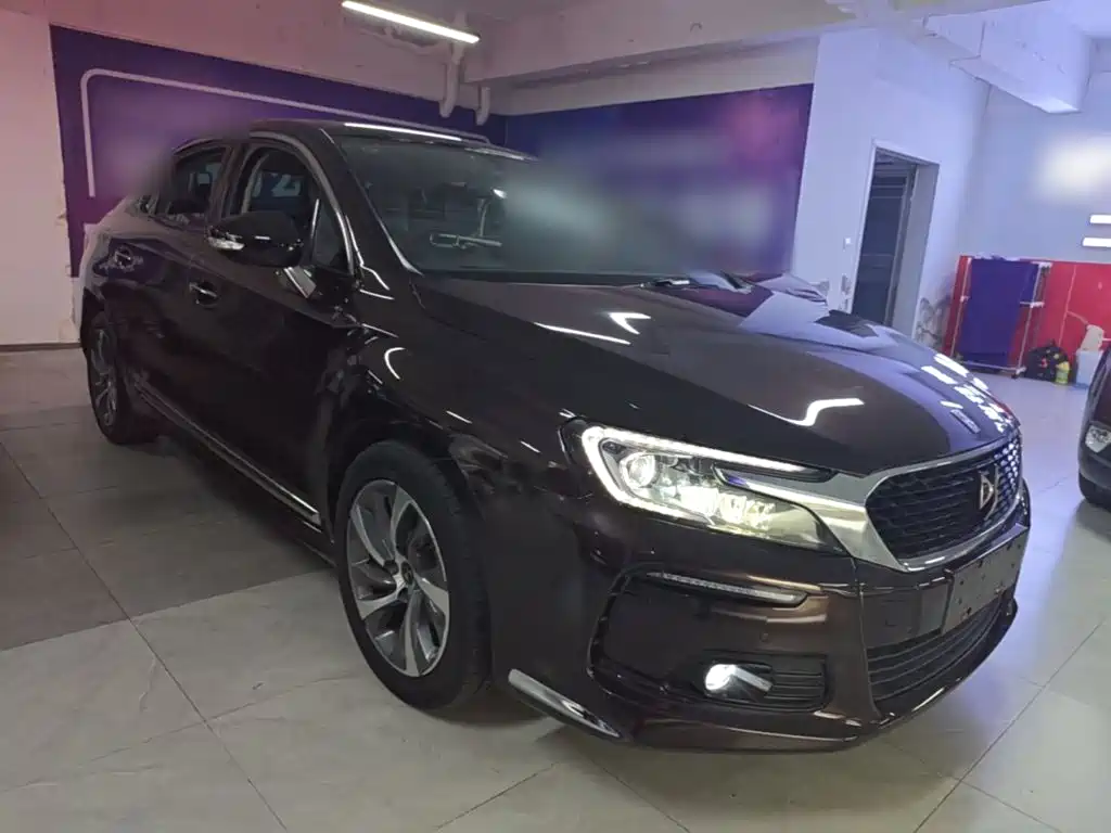 Фото 4 - DS 5LS