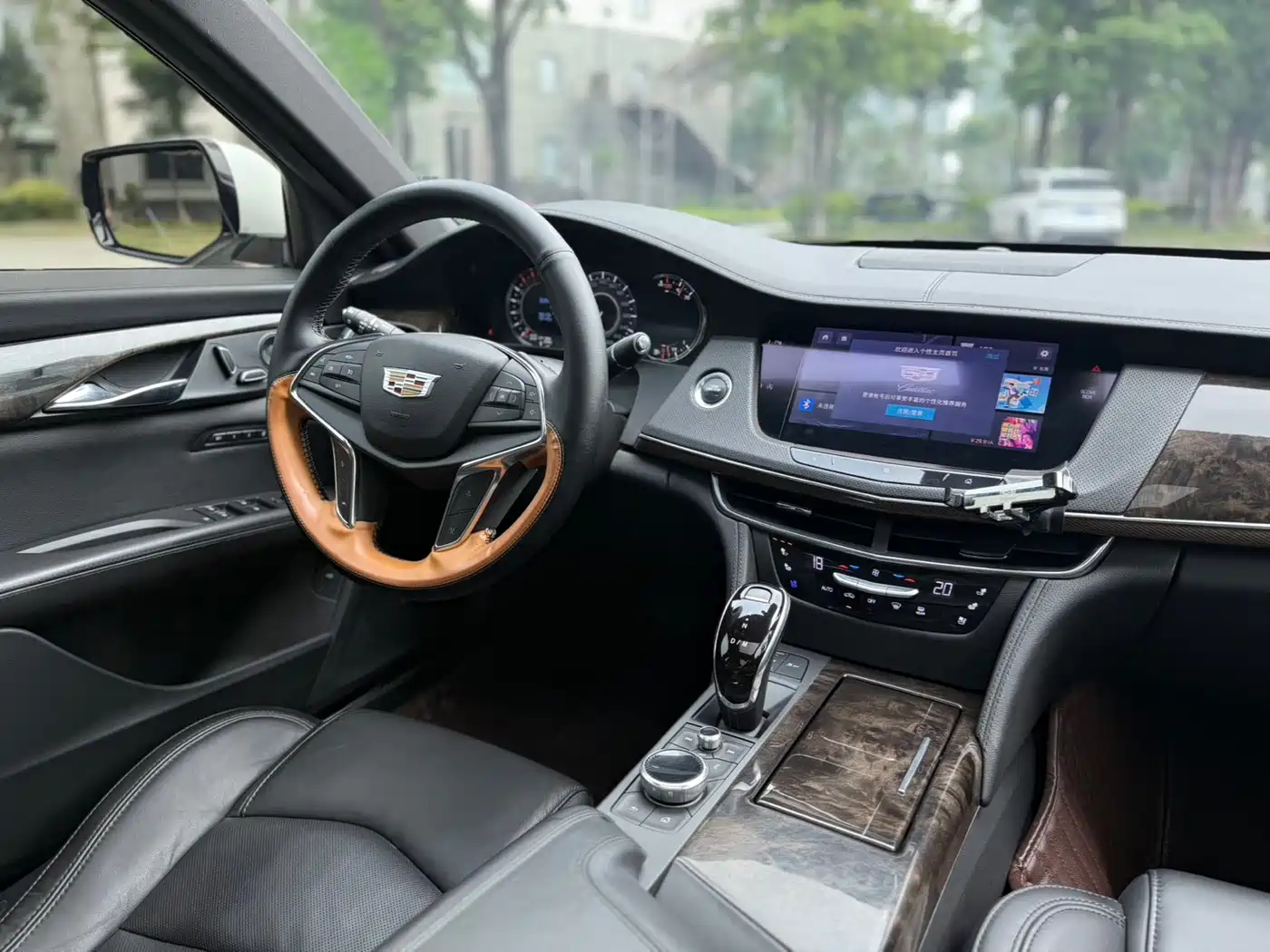 CADILLAC CT6