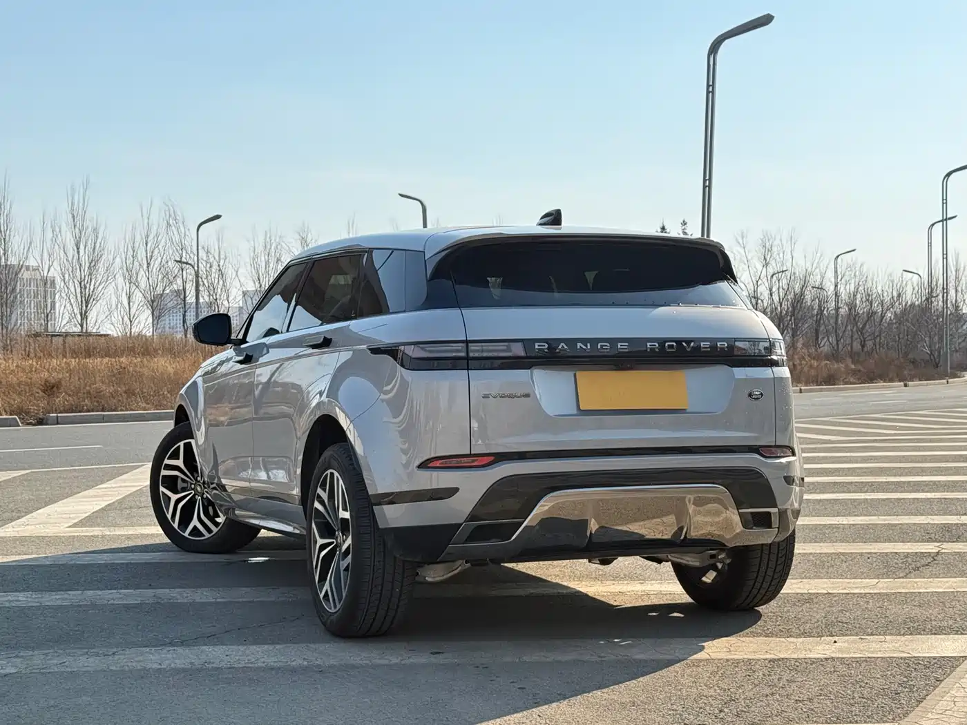 Land Rover Range Rover Evoque 2024 Range Rover Evoque L 249PS Light Master Edition фото 7