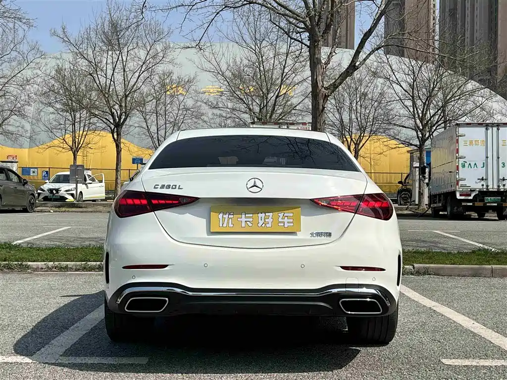 MERCEDES-BENZ CLASS C