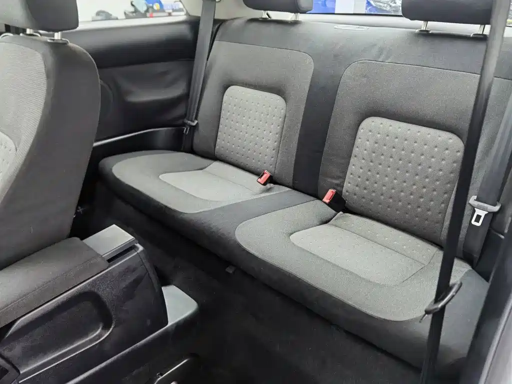 Volkswagen Beetle 2010 2010 Model 1.6 AT