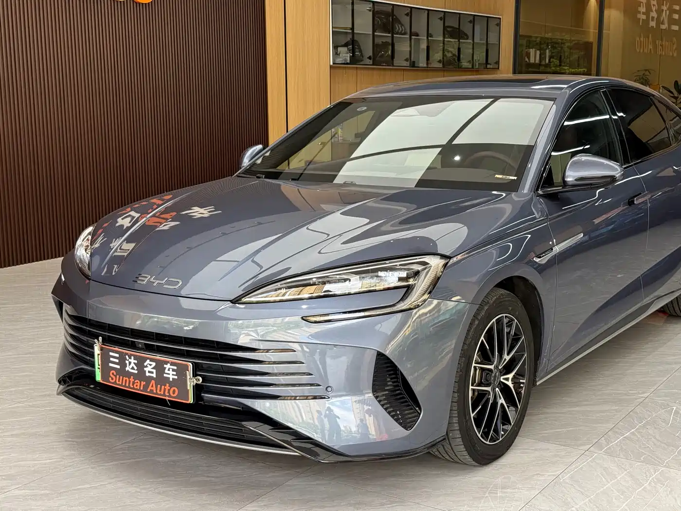 BYD Seal 2023 DM-i 1.5T 121km Premium фото 9