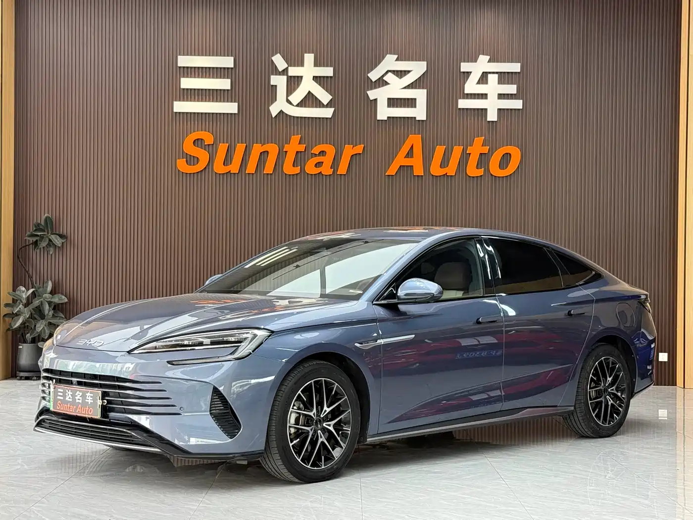 BYD Seal 2023 DM-i 1.5T 121km Premium