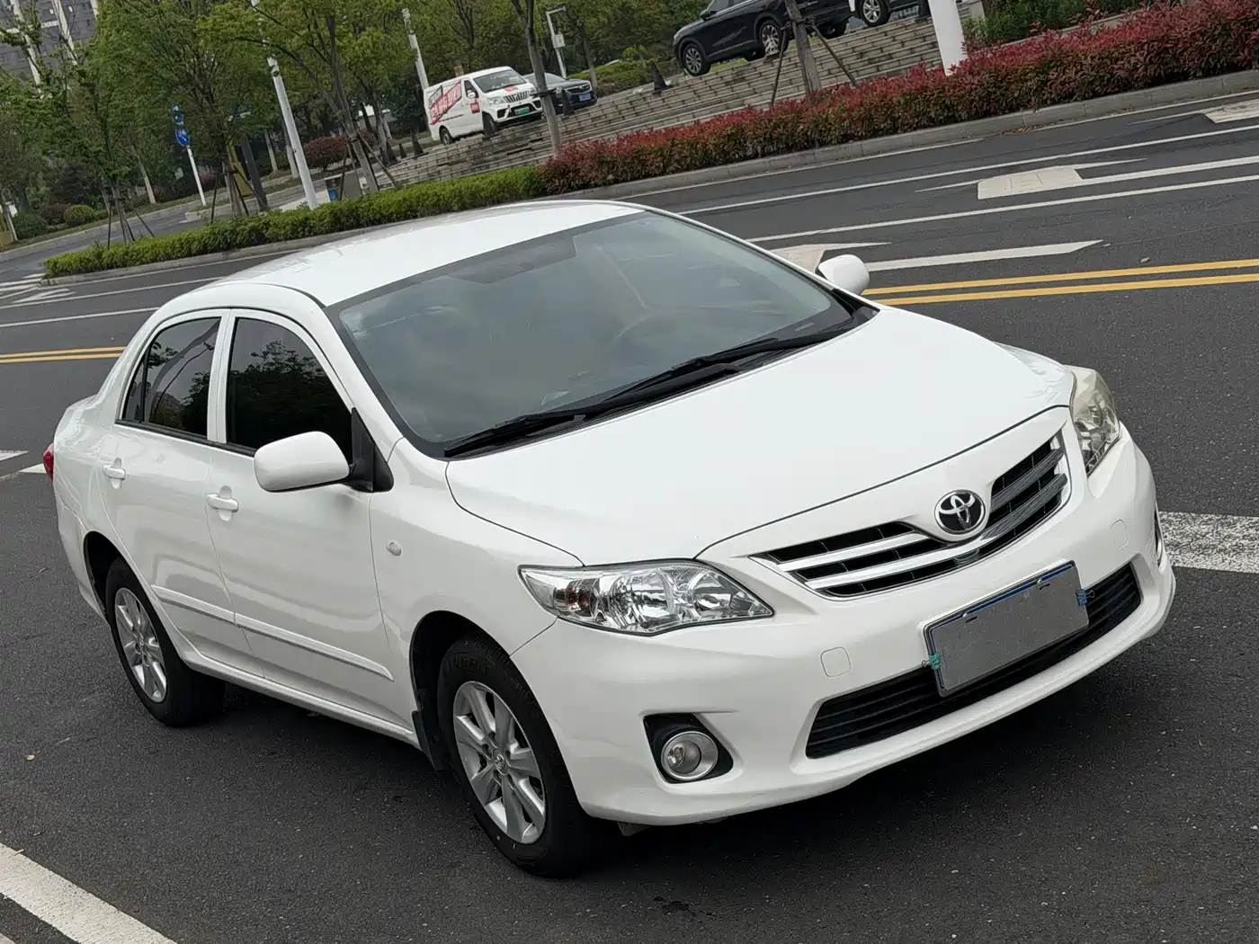 Toyota Corolla 2011 1.6L Automatic GL фото 3