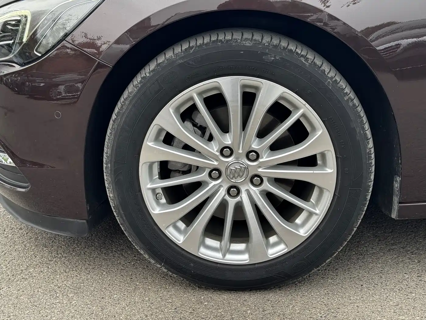 Buick LaCrosse 2016 Model 28T Luxury фото 16