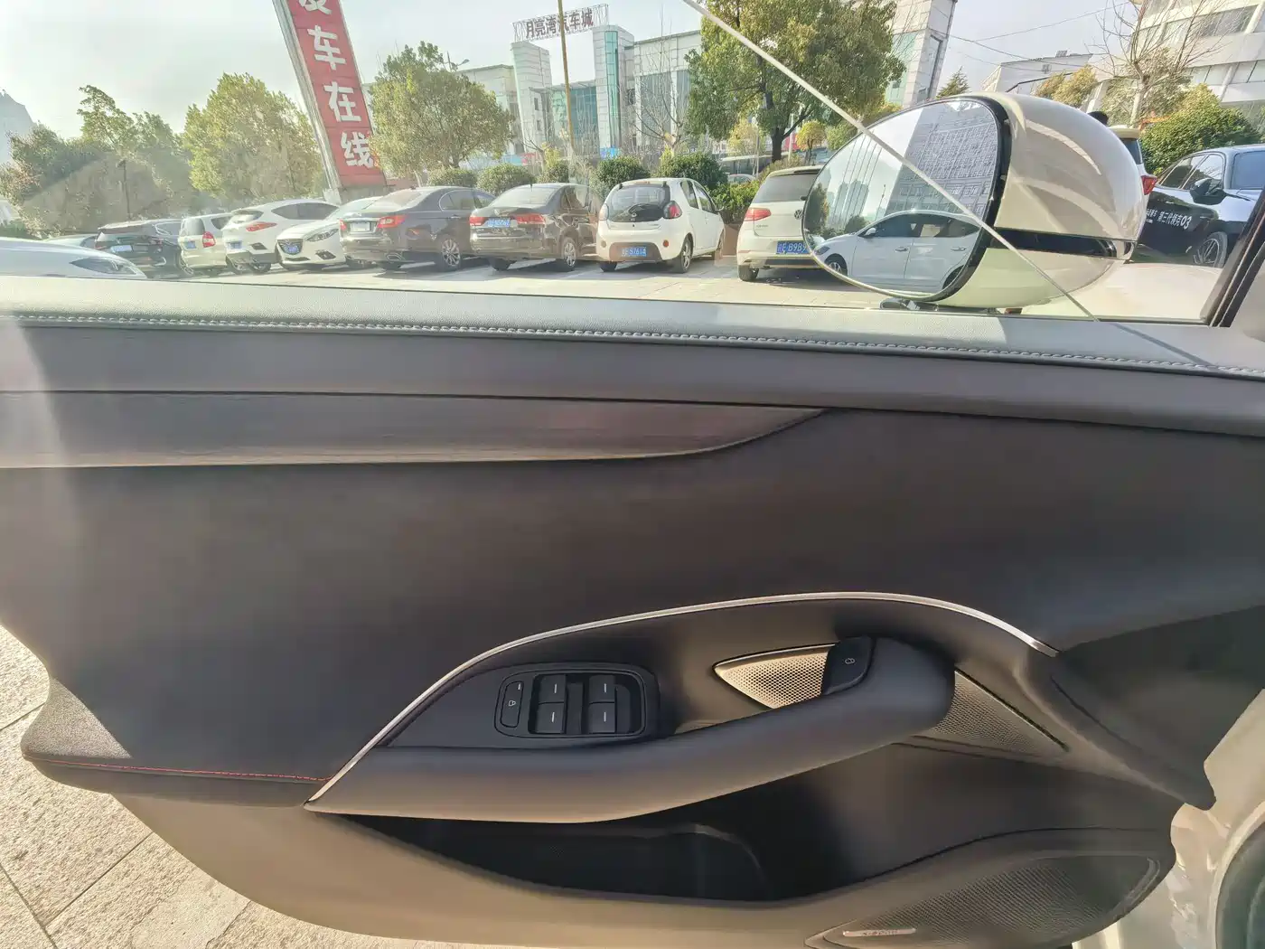 XIAOMI CAR XIAOMI SU7