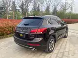 Фото 19 - Borgward BX7