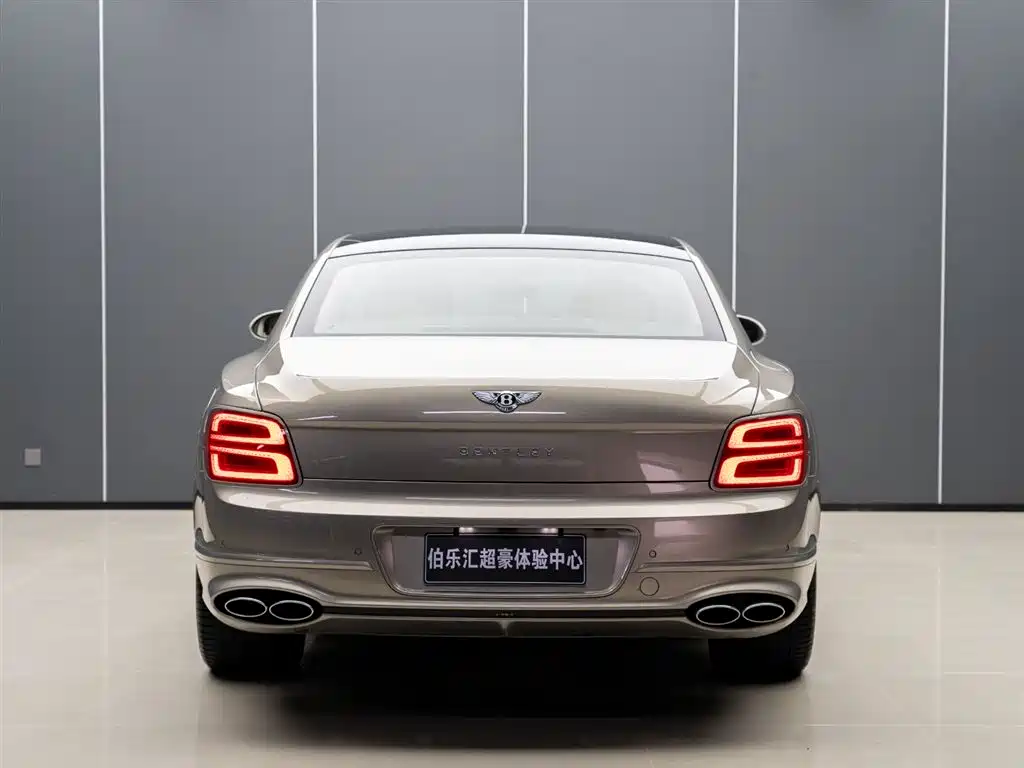 BENTLEY FLYING SPUR PLUG IN HYBRID