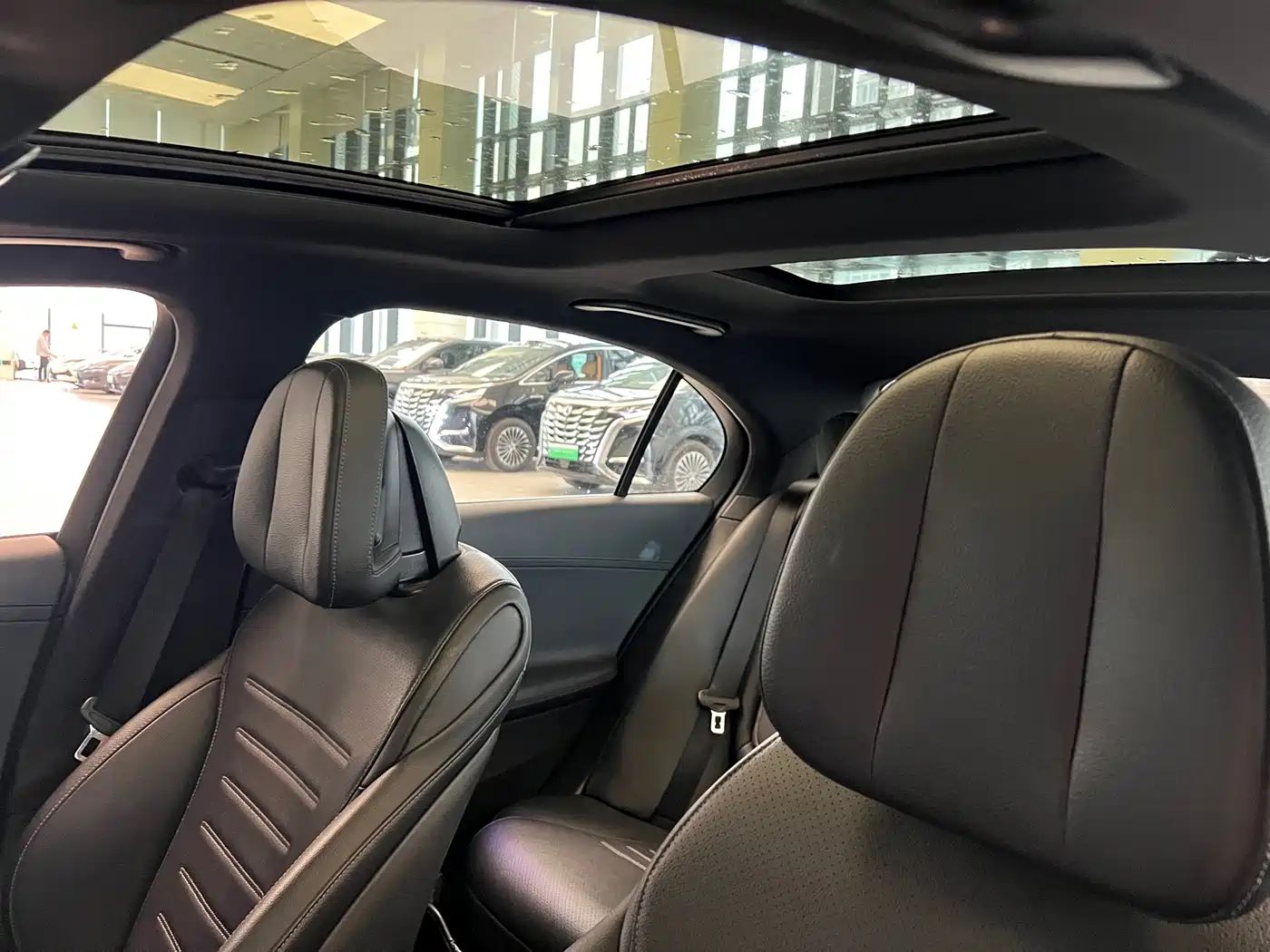 Mercedes-Benz C-Class 2022 C 260 L Sport Edition фото 12