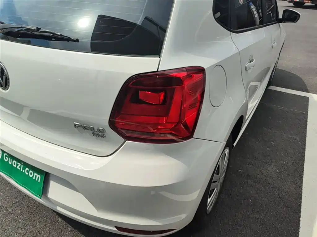 Volkswagen Polo 2018 1.5L Auto Safe Drive фото 7
