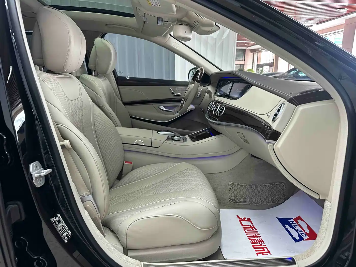 Mercedes-Benz Maybach S-Class 2017 S 500 4MATIC фото 16