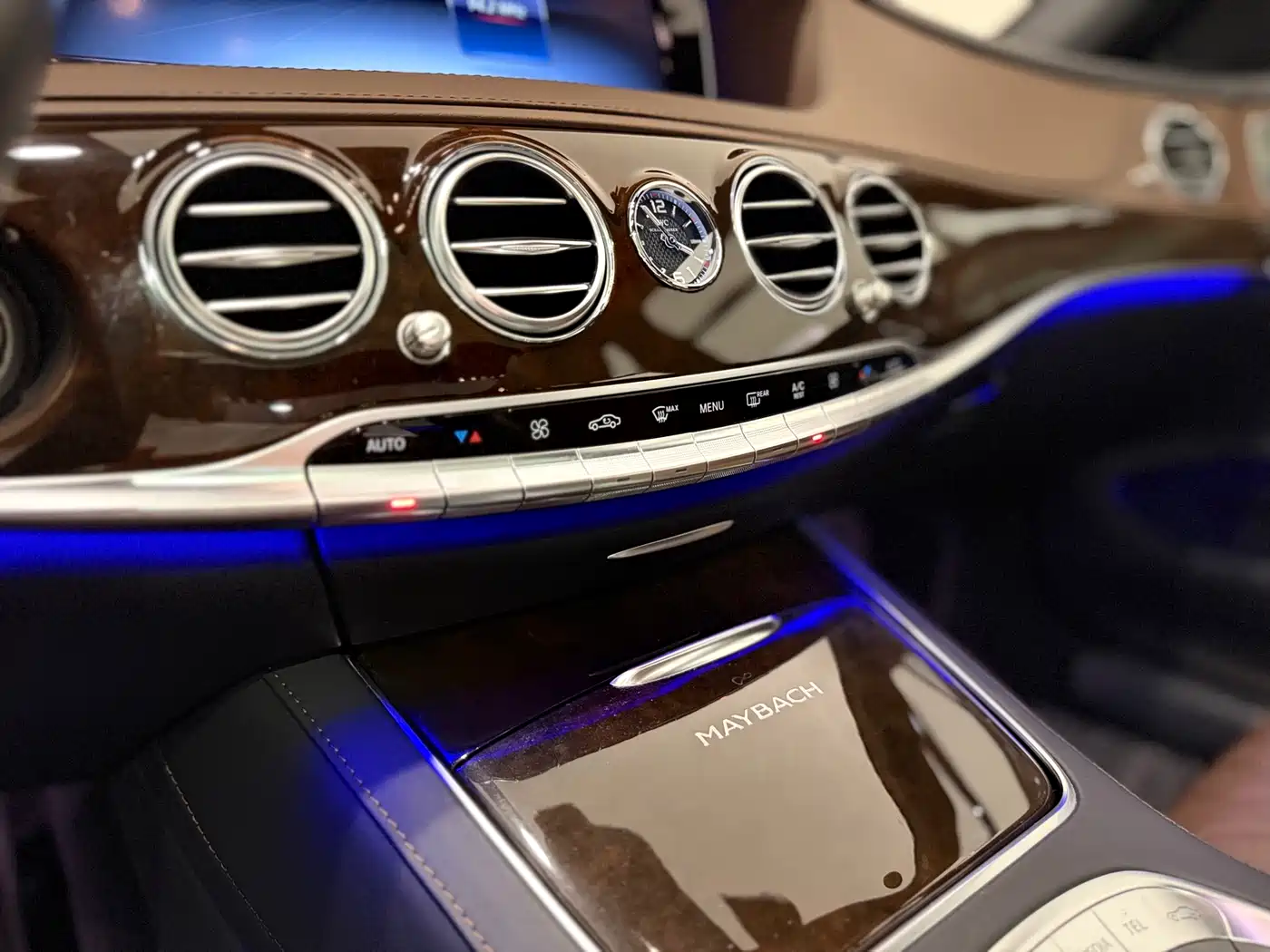 Mercedes-Benz Maybach S-Class 2015 S 500 4MATIC фото 11