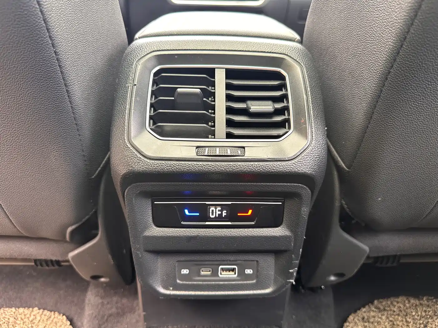 Volkswagen Tiguan L 2023 330TSI Auto 2WD Smart Edition фото 19