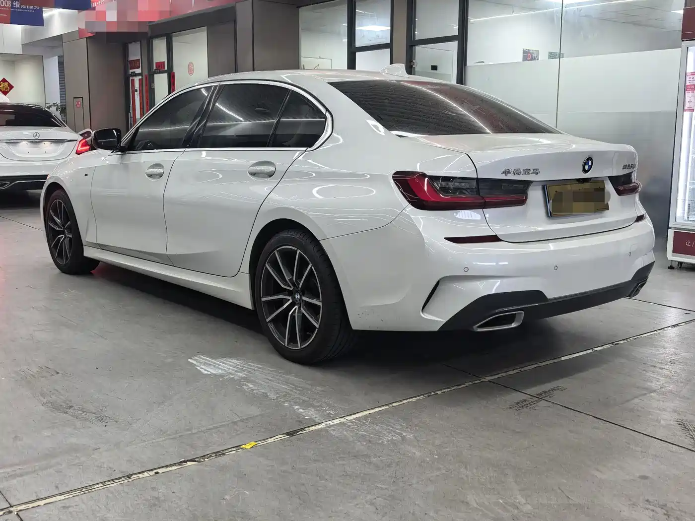 BMW 3-SERIES