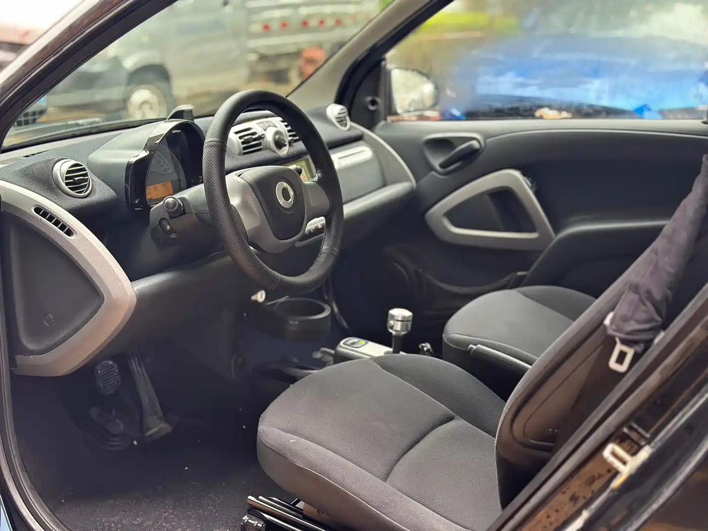 smart fortwo 2013 2012 1.0 MHD Hardtop Standard