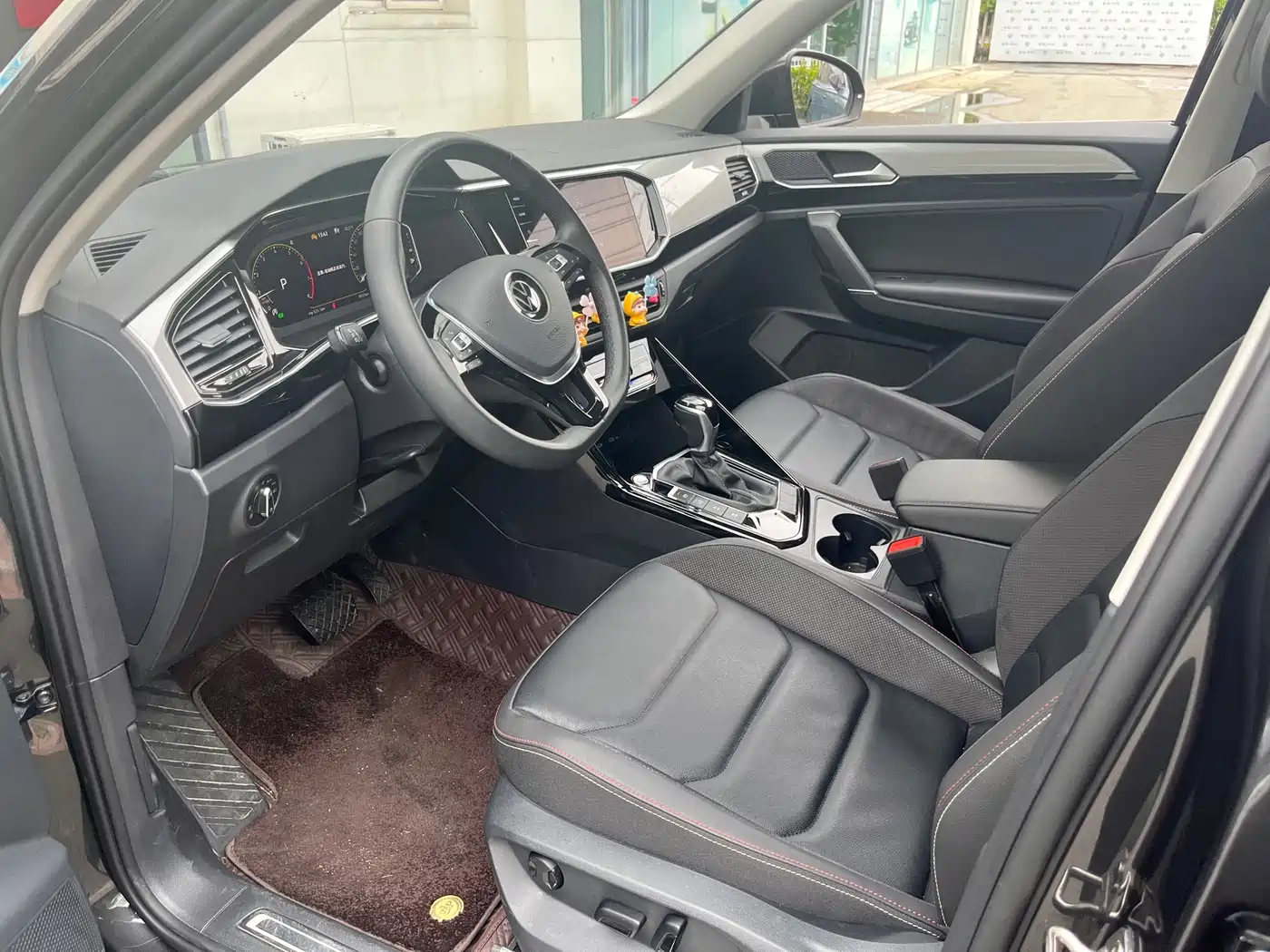 Volkswagen Tayron 2022 330TSI 2WD Luxury Smart Connect Edition фото 3