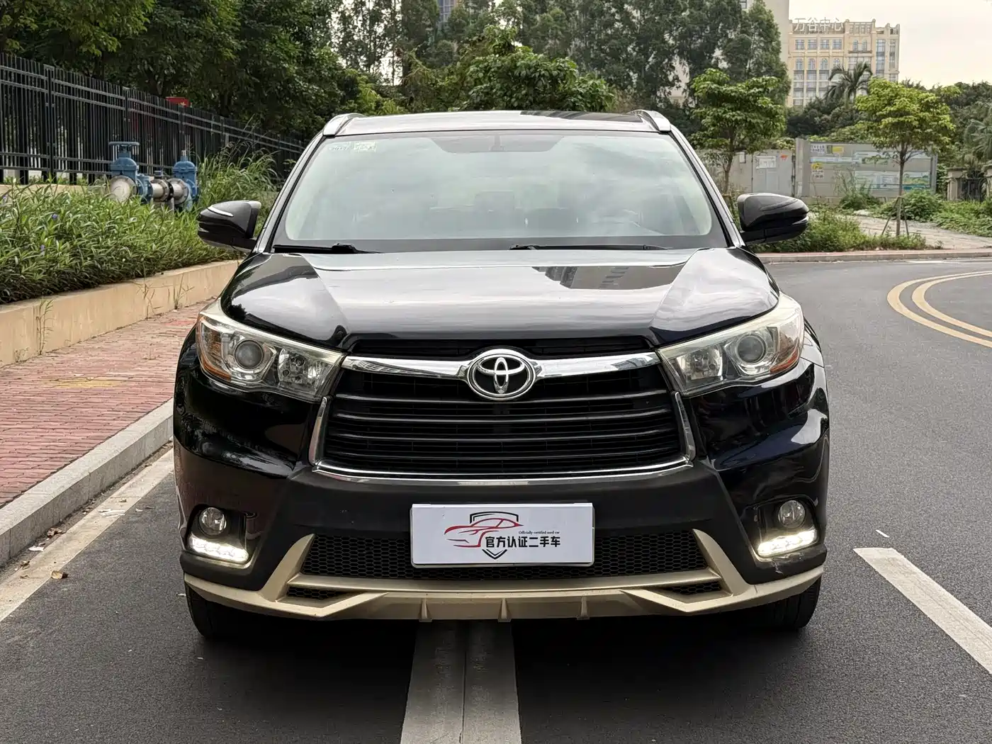 Toyota Highlander 2015 2.0T FWD Elite Edition 5-seater фото 2