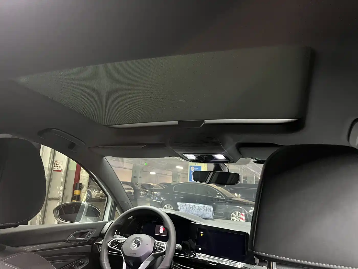 Volkswagen Golf 2023 Facelift 280TSI DSG R-Line Lite фото 16