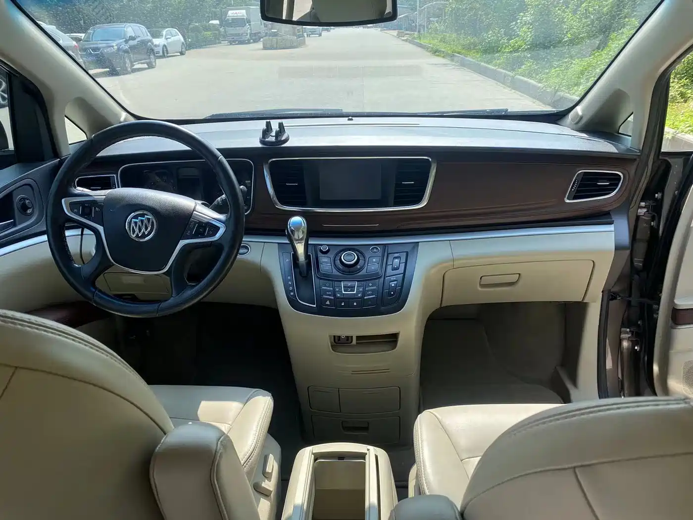 Buick GL8 2017 25S Premium Model China V фото 11