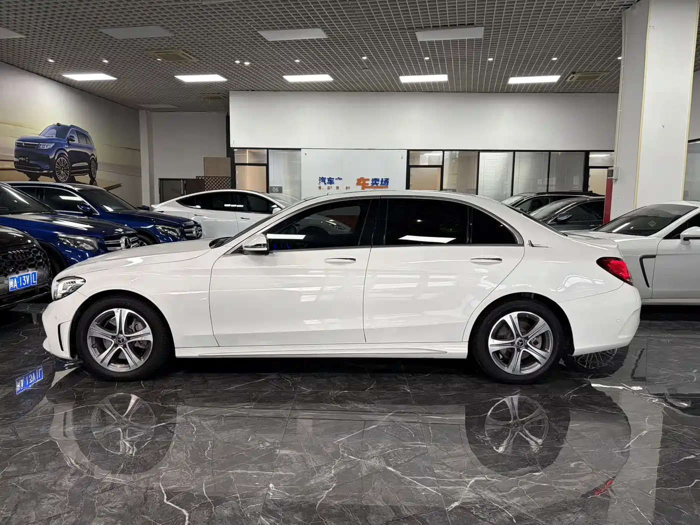 Photo 4 - Mercedes-Benz C-Class