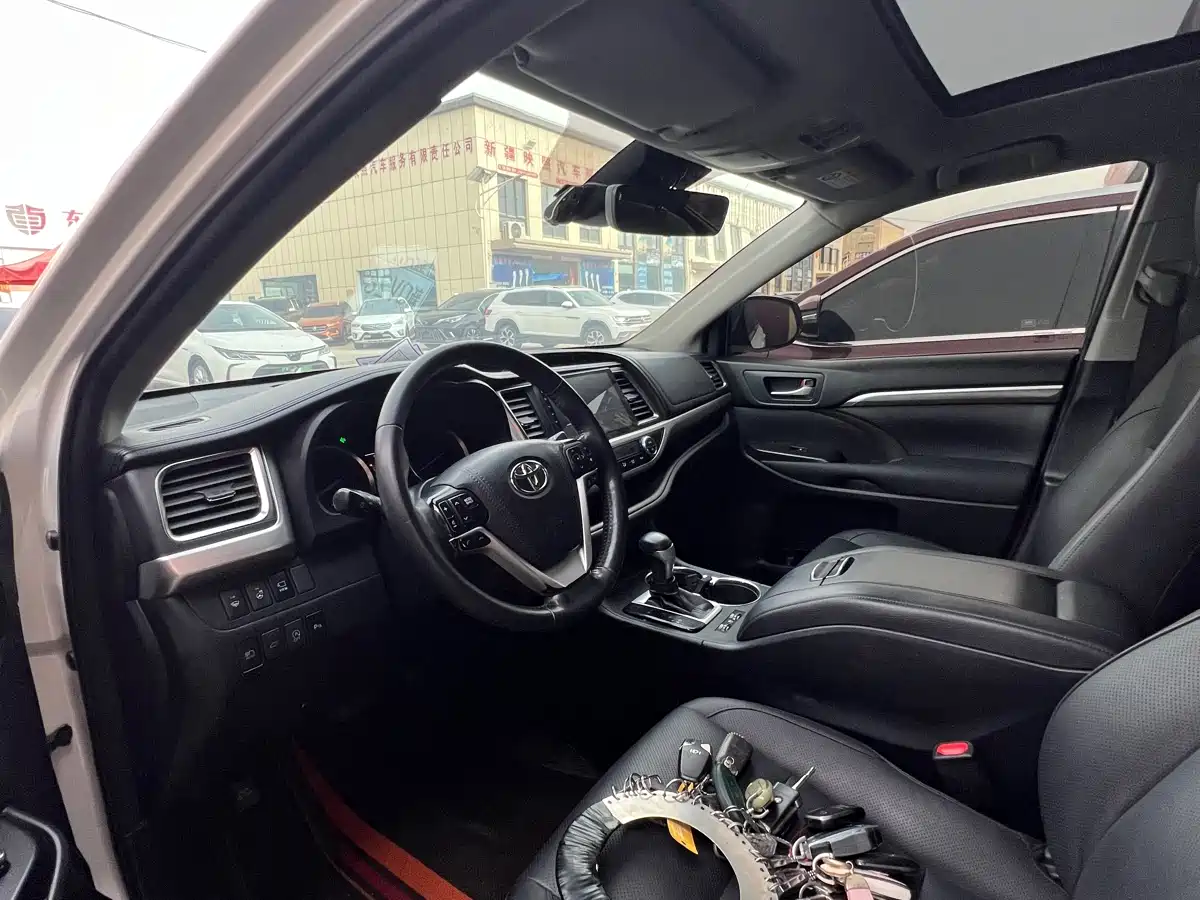 Toyota Highlander 2018 2.0T 4WD Ultimate 7-seater (China V) фото 6