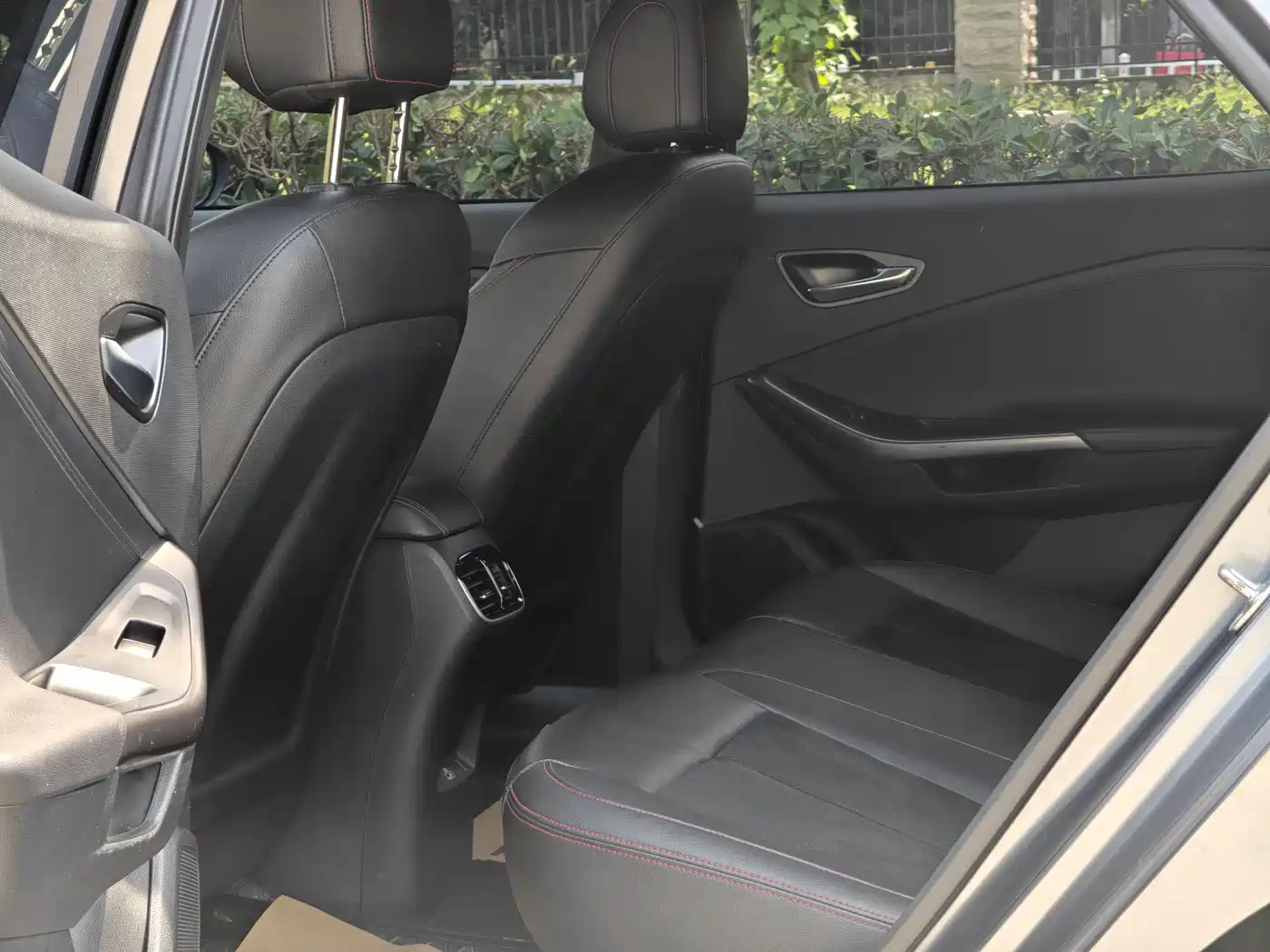 Hyundai Fista 2023 270T N Line DLX Luxury Edition фото 11