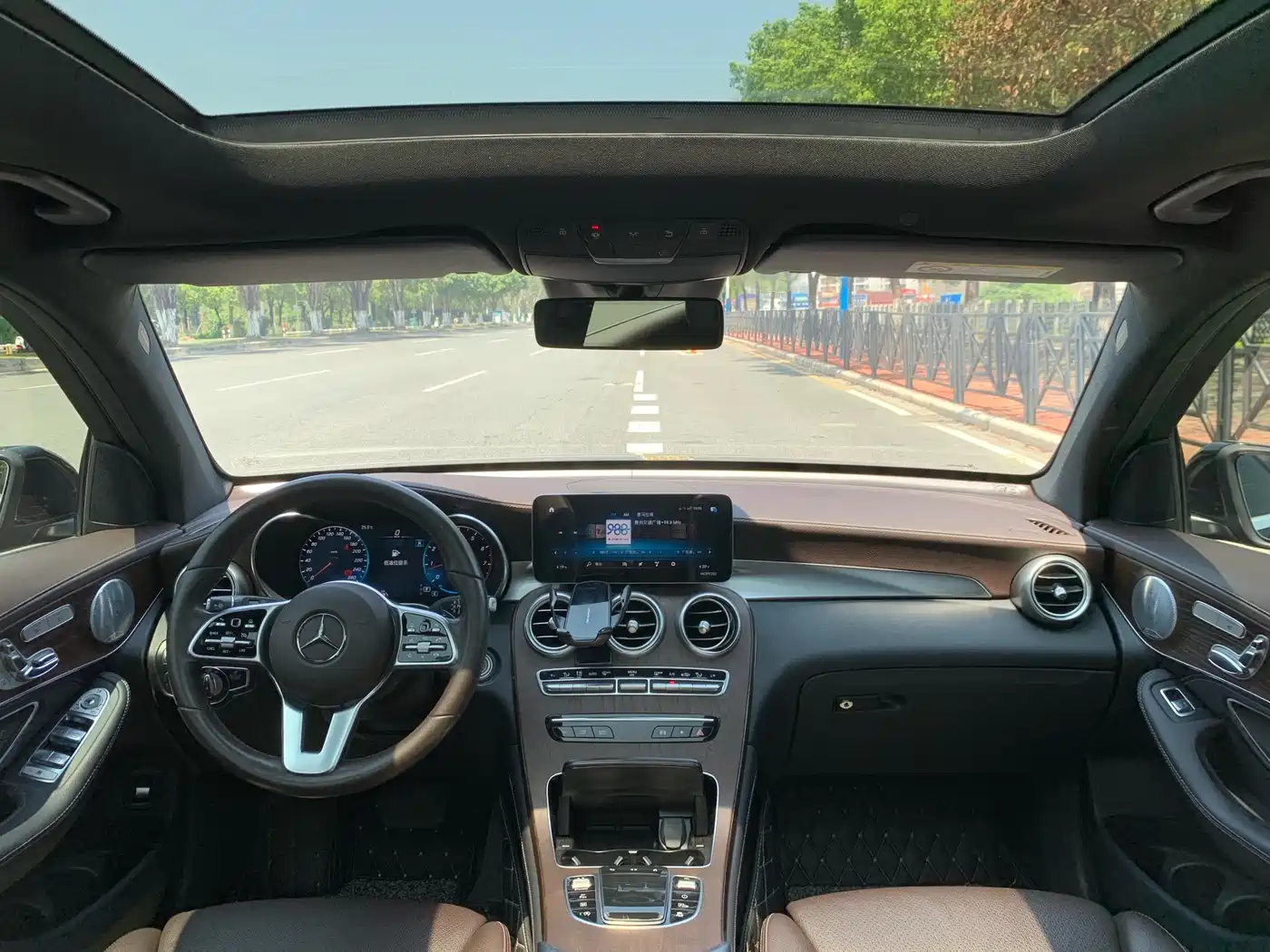 Mercedes-Benz GLC 2020 Facelift GLC 300 L 4MATIC Dynamic фото 33