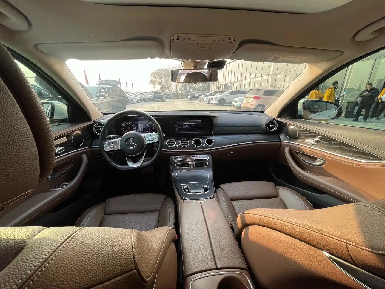 Mercedes-Benz E-Class 2019 E 200 L Sport фото 9