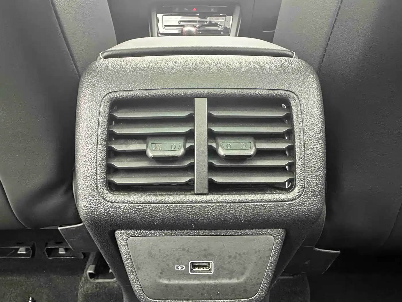 JETTA VS7