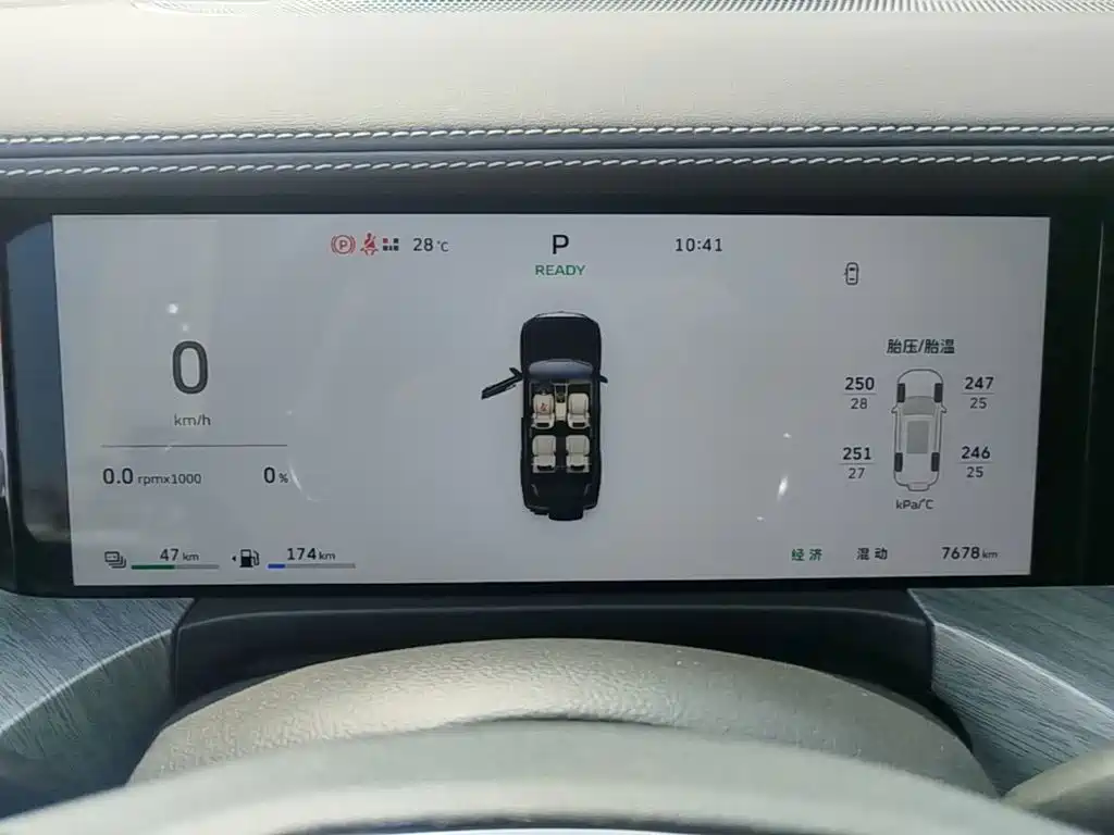 Фото 16 - Tank 500 EV