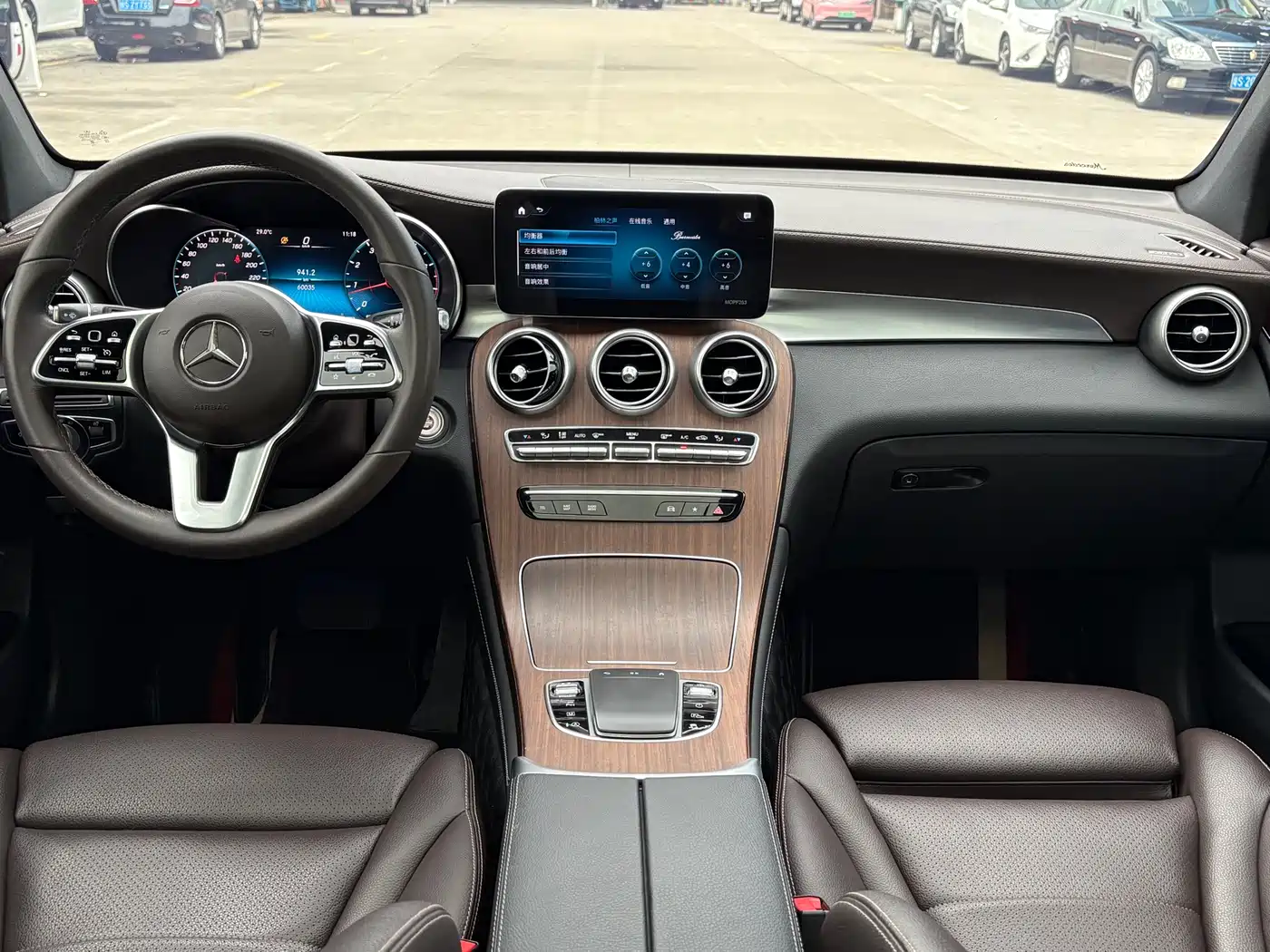 Mercedes-Benz GLC 2020 GLC 300 L 4MATIC Luxury фото 10