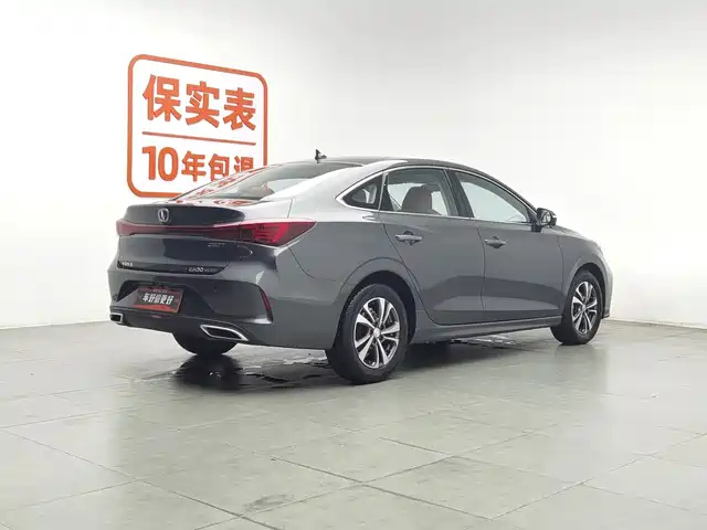 Changan Eado 2023 Enjoy Edition PLUS Blue Whale NE 1.4T GDI DCT Premium Edition — фото 2