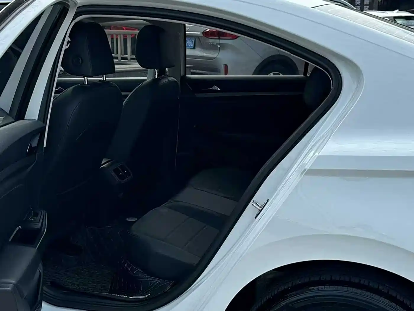 Volkswagen Bora 2021 1.5L Automatic Comfort Smart Edition фото 7