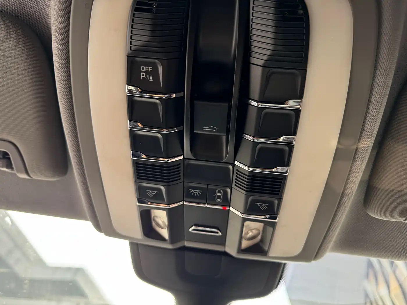 Porsche Panamera 2014 Panamera 3.0T фото 17