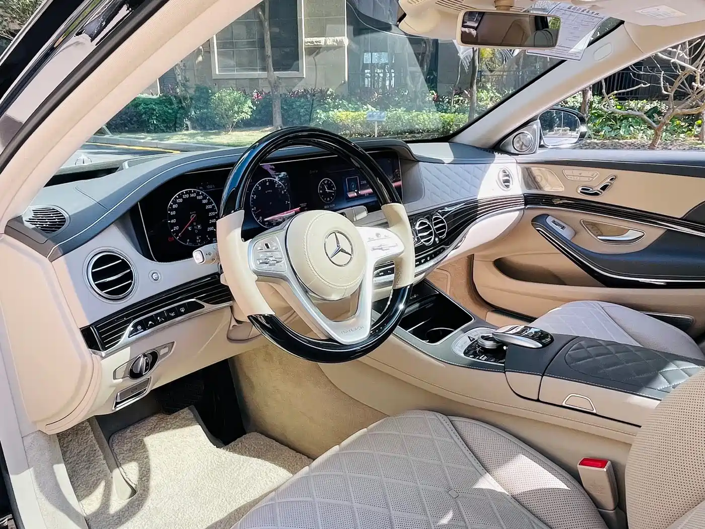 Mercedes-Benz Maybach S-Class 2018 Model S 680 фото 12