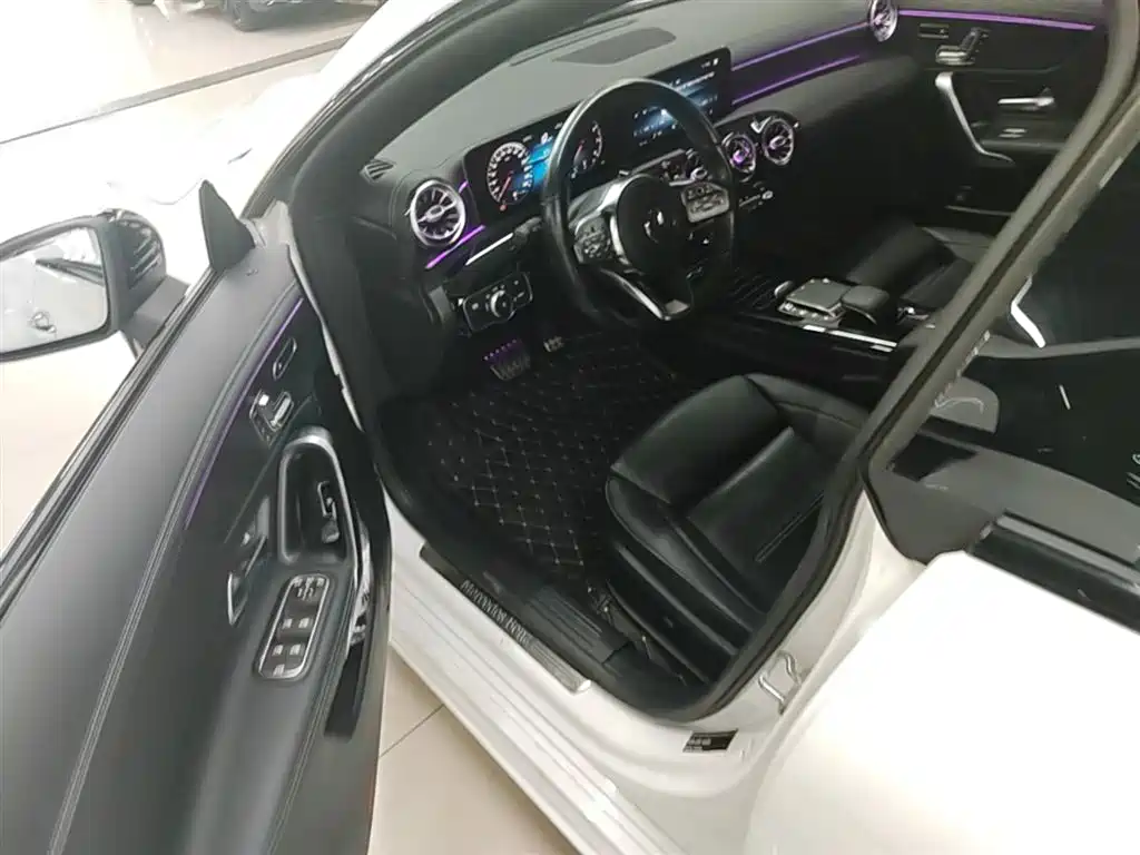 MERCEDES-BENZ CLA (IMPORT)