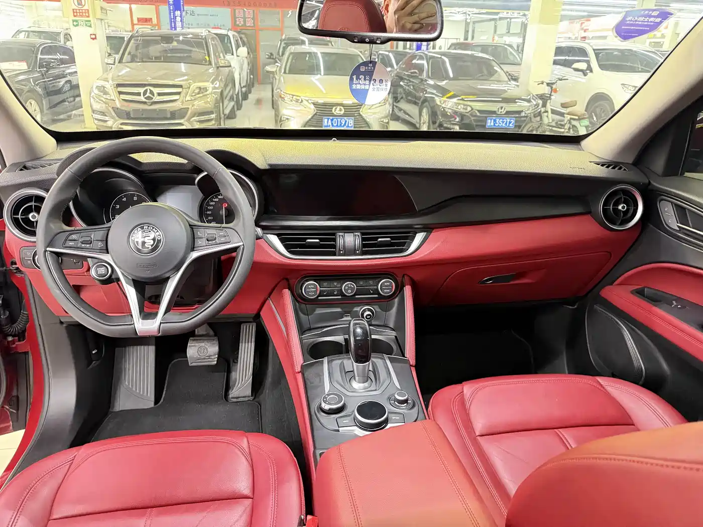 Alfa Romeo Stelvio 2019 2017 2.0T 200HP Elite