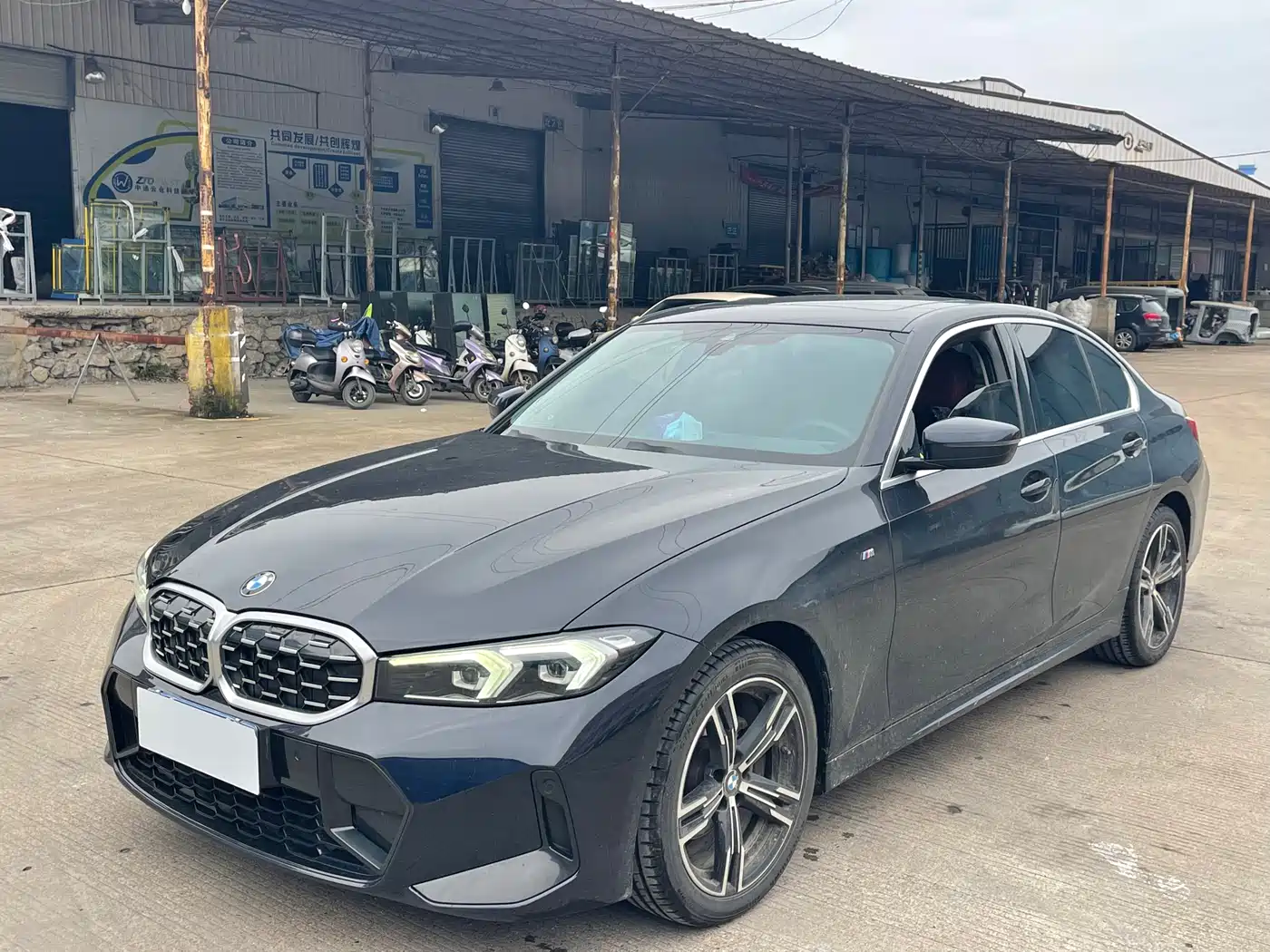 BMW 3 Series 2023 325i M Sport Package
