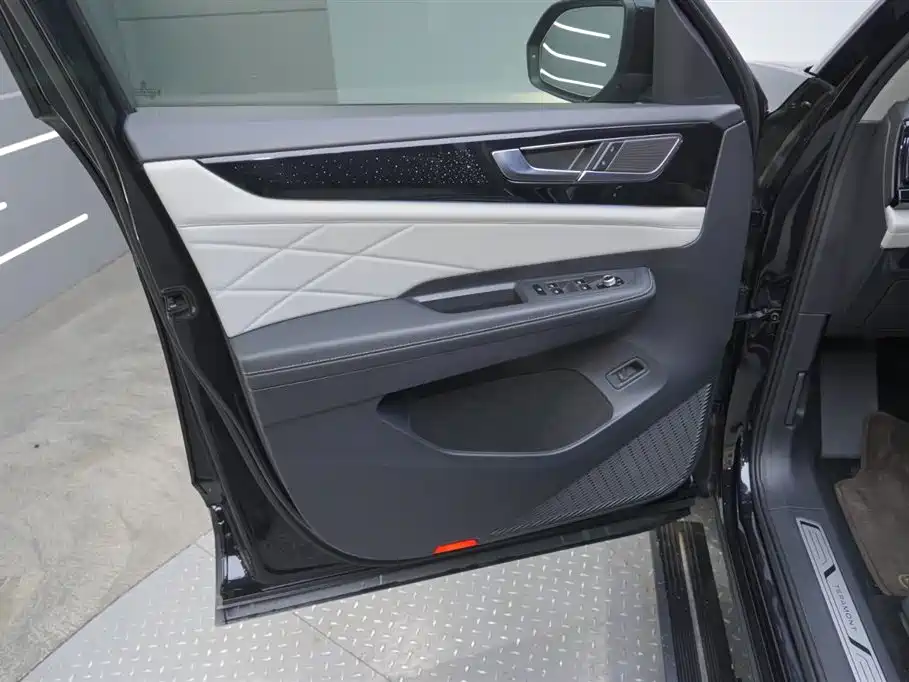 Volkswagen Teramont 2023 Facelift 380TSI AWD Prestige Luxury фото 13