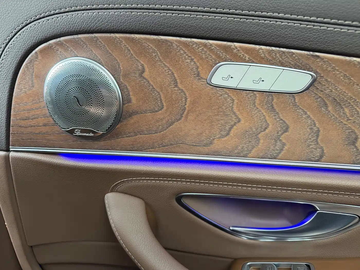 Mercedes-Benz E-Class 2017 E 300 L Luxury фото 21