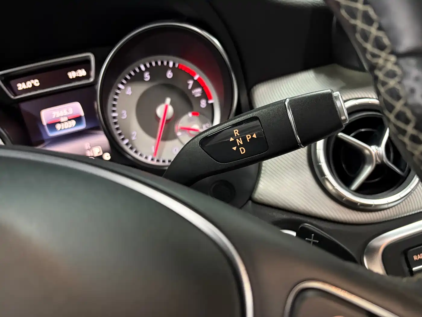 Mercedes-Benz CLA (Import) 2016 CLA 200 Sport фото 17