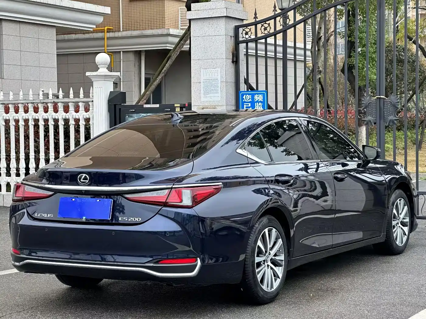 Lexus ES 2021 200 Excellence Edition фото 8